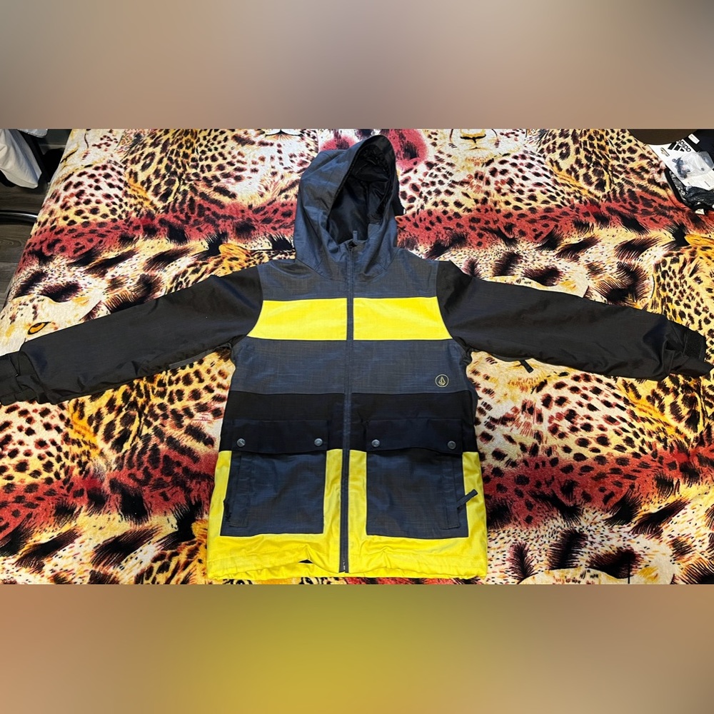 Volcom Boys' Insulated snowboarding: ski Jacket